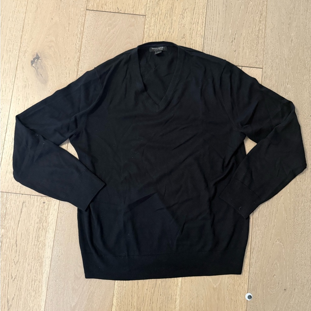 Banana Republic Men's Dark V-Neck Sweater